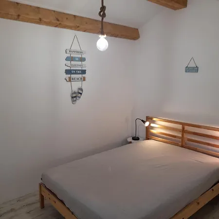 Semesterbostad Maison Avec Jacuzzi Et Jardin Prive, Proche